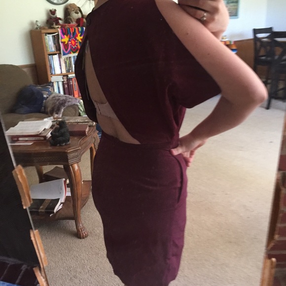 NEW BCBGeneration Open Back Mini Dress SIZE 2 - Picture 4 of 5